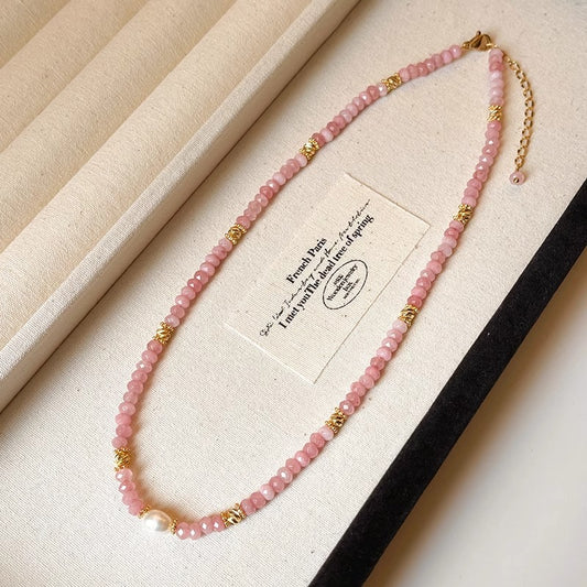 Natural pink stone beaded necklace with pearl pendant