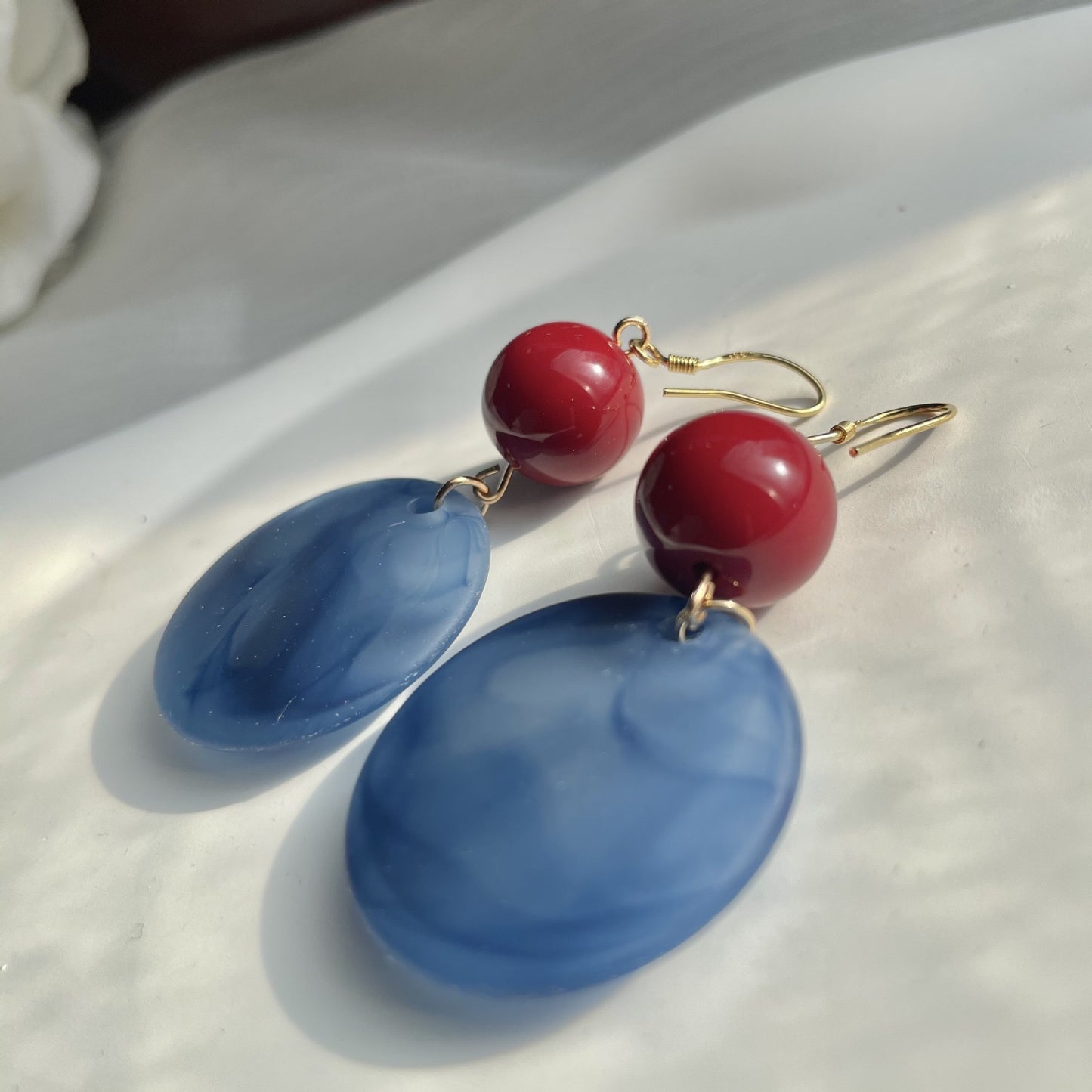 Red and Blue Contrasting Cloud Like Circular Earrings