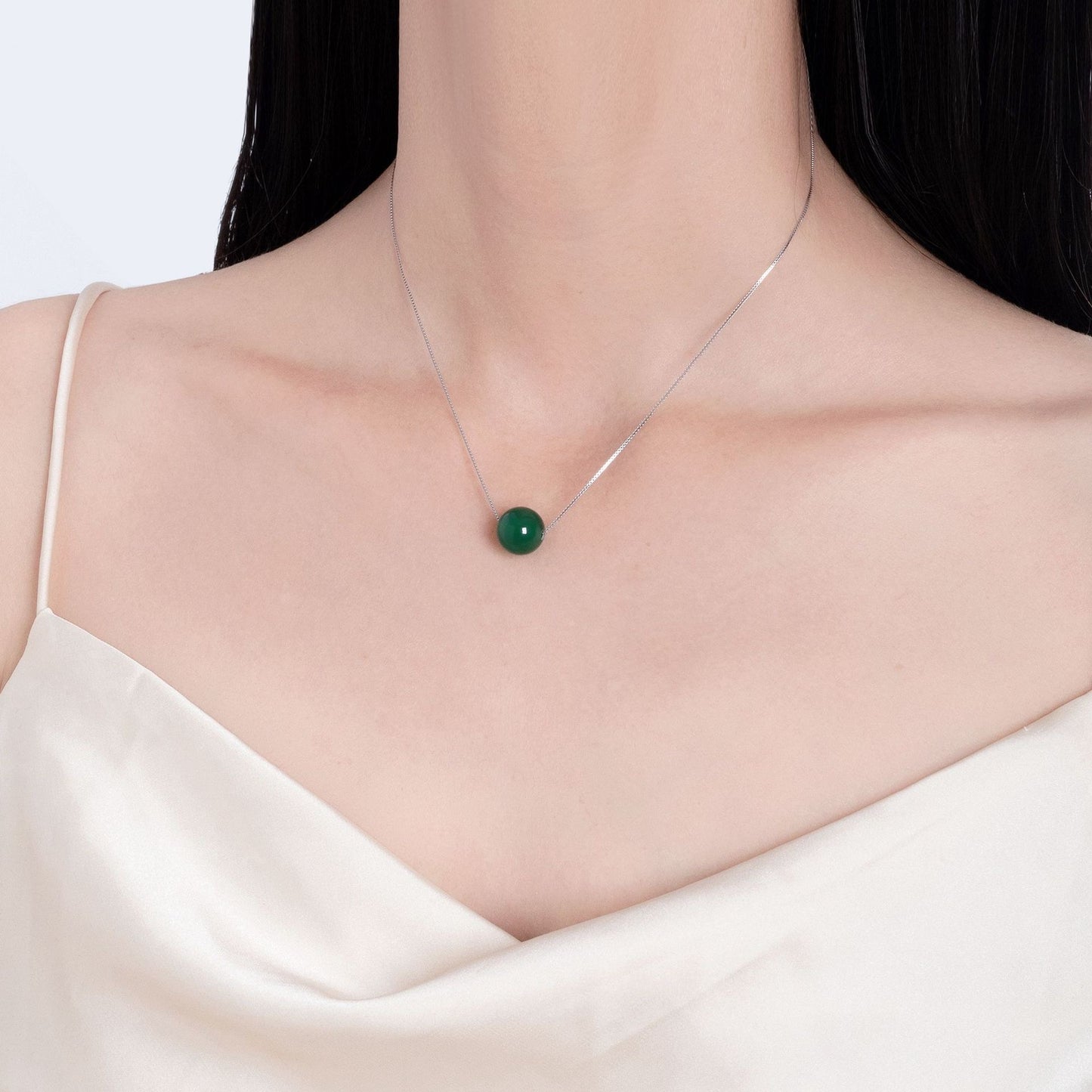 Single Green Bead Necklace