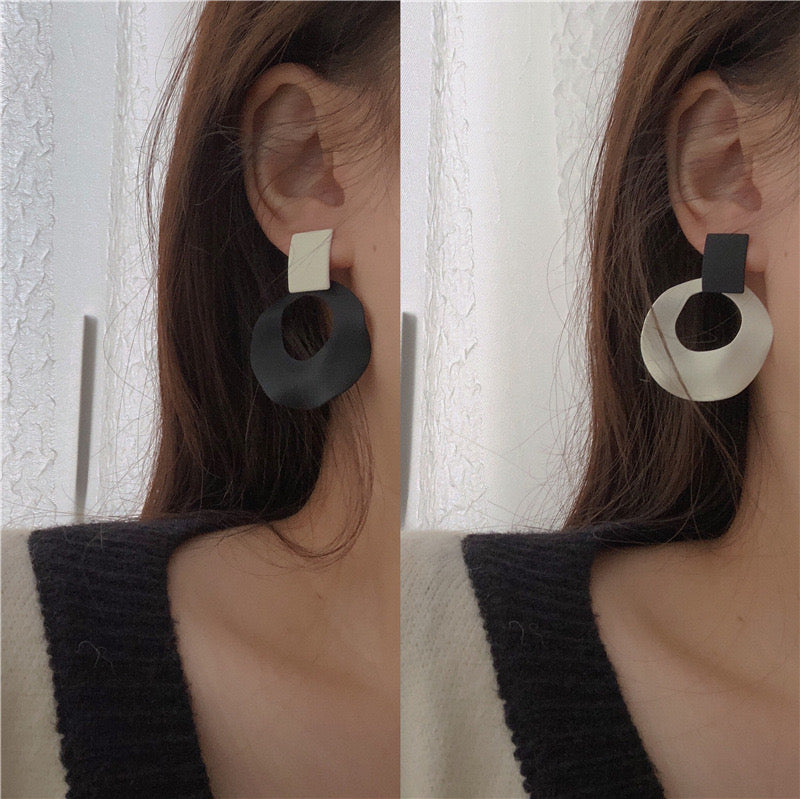 Black&White Circle Earrings