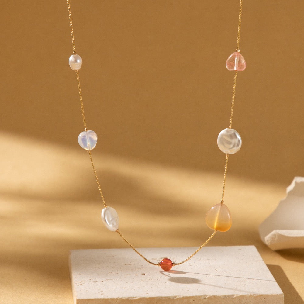 A Versatile Natural Stone Necklace