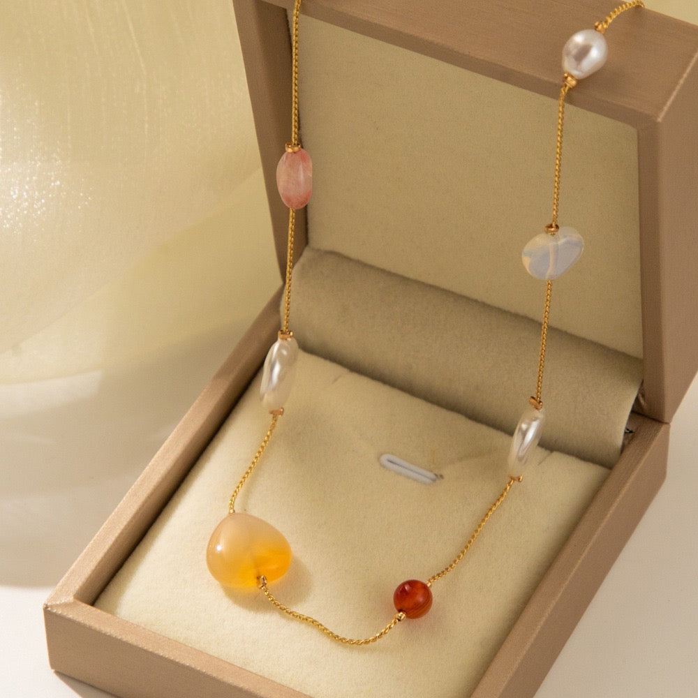 A Versatile Natural Stone Necklace